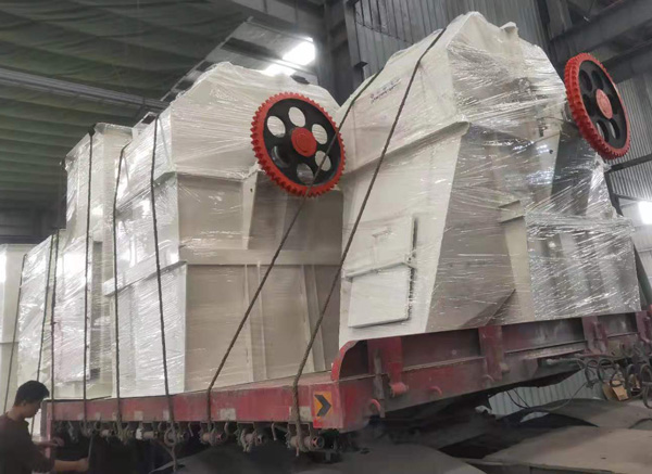 物料提升機的工作原理及性能特點